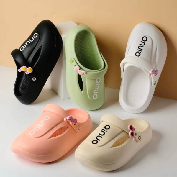 Women EVA Shoes Anti-slip Beach Qinuo Slides Nurse Shoes Flat Anti-slip Surgical Sandals Hoop Sole Breathable Normal