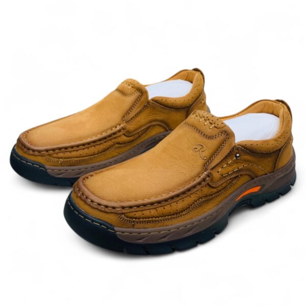 Men's Leather Loafers with Rugged Outsole - Style and Adventure