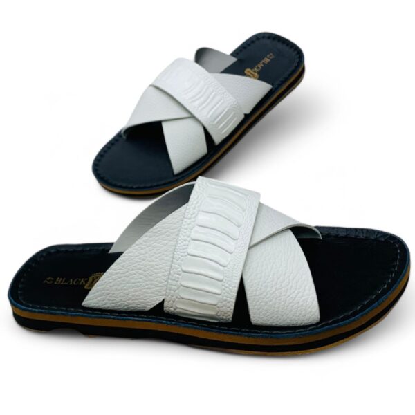 BLACK Men's Crisscross Sandals - White Textured Comfort