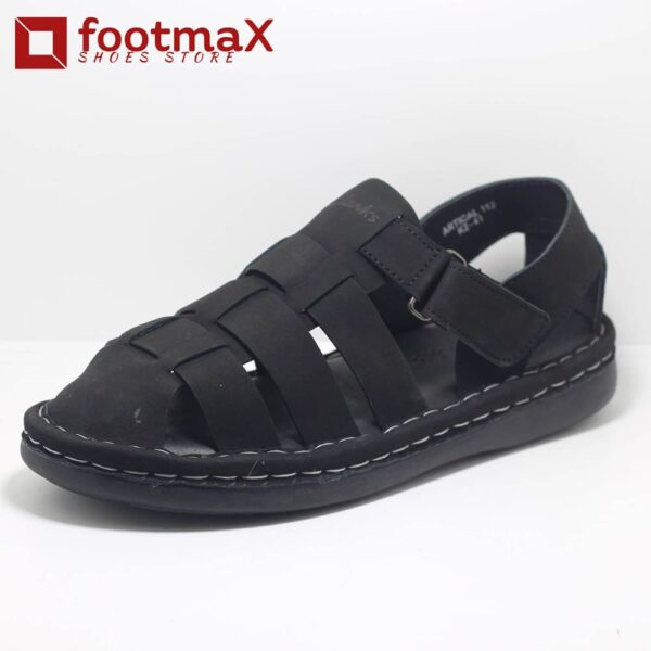 Men Black leather sandals for casual