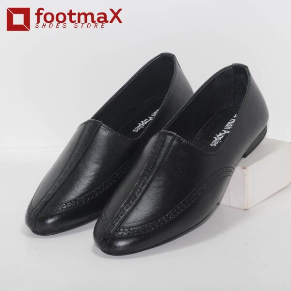 Genuine leather black cycle shoes